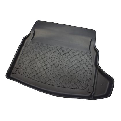 Гумирана стелка за багажник за Mercedes C-Class W205 (2014+) Sedan back seat leaning forward (foldable); right wing removable for models with net