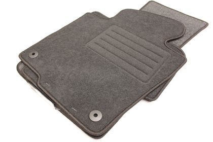 Мокетни стелки за VW Passat B6 / B7 / 3С (2005-2014) - с кръгли щипки