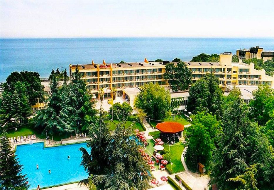 Оферта Море 2025 в Златни