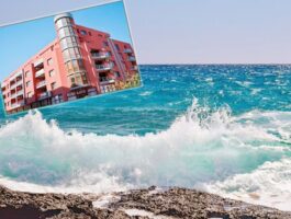 Оферта На море в Поморие! Нощувка за 2-ма или 4-ма само на 20 м. от морето в комплекс Солт Лейк