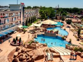 Оферта All Inclusive нощувка за ДВАМА + 4 басейна и мини АКВАПАРК на 250м. от плажа в Слънчев бряг,  хотел Котва****
