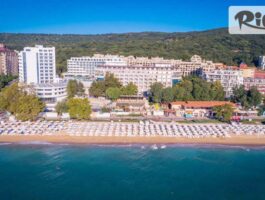 Специална оферта за Ранни записвания за почивка на първа линия в Златни пясъци от 6 до 23 Юни и от 1 до 14 Септември! All Inclusive нощувка + ползване на басейни, от Хотел Елпида Бийч 4*