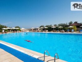 Специална оферта за Екскурзия до Чешме от 10 до 17 Юни! 7 All Inclusive нощувки в Hotel Babaylon 4* + възможност за автобусен транспорт от София и Варна, екскурзовод и медицинска застраховка