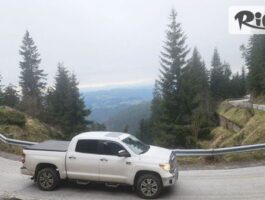 Специална оферта за Целодневен тур с джип в Родопите с възможност за посещение на пещери и минерални бани - за до 4 души, предоставено от Smolyan Adventures