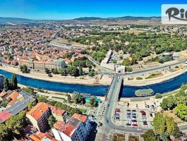 Специална оферта за Екскурзия до Ниш по повод концерта на сръбската звезда Цеца през Юни! Нощувка със закуска + транспорт, посещение на Пирот и винарска изба Малча