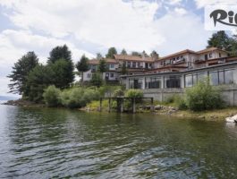 Специална оферта за Изгодна лятна почивка край яз. Доспат! 2 или 3 нощувки със закуски и възможност за вечери + ползване на външно барбекю в Семеен хотел Емили