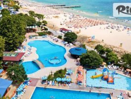 Специална оферта за Почивка на първа линия в Албена през цялото лято! All Inclusive нощувка + басейн с минерална вода, 2 шезлонга и 1 чадър на плажа, от Хотел Арабела Бийч 4*