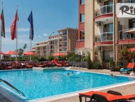 Специална оферта за Почивка на море в Свети Влас до 04.07 и от 01.09 до 31.10! Нощувка със закуска и вечеря + басейн, чадър, шезлонг и Безплатно за дете до 12 г., от Хотел Александра