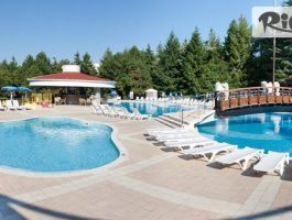 Специална оферта за На море в Албена през цялото лято на ТОП цена! All Inclusive нощувка + басейн с минерална вода, водни атракциони, 2 шезлонга и 1 чадър на плажа, от Хотел Магнолия Плюс