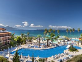Специална оферта за Last Minute Луксозна лятна почивка в Кушадасъ! 5 All Inclusive нощувки + басейн, шезлонг и чадър в Ephesia Holiday Beach Club 5* + безплатно за дете до 12.99 г.