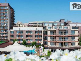 Специална оферта за Last Minute почивка на първа линия в Слънчев бряг през Юли и Август! Ultra All Inclusive нощувка + басейн, шезлонг, чадър на плажа, от МПМ Хотел Астория 4*