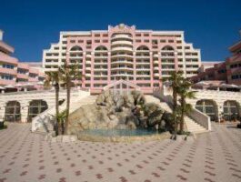 Топ Оферта На първа линия в Слънчев Бряг на море 2025, Ultra all inclusive до 21.06 в Хотел Маджестик