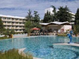 Топ Оферта Четири звезди в центъра на Албена, All Inclusive до 01.07 в Хотел Малибу