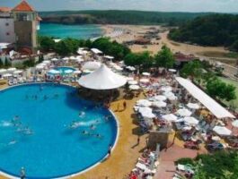 Топ Оферта ТОП Оферта на първа линия, All Inclusive от 12.07 до 10.08 в хотел Белла Виста, Синеморец