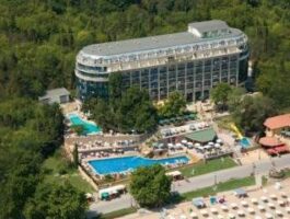 Топ Оферта Лятна почивка 2025 първа линия Зл. пясъци, All Inclusive до 07.07 от Елпида Бийч