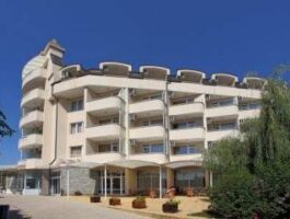 Топ Оферта Море 2025 в Св.Константин и Елена, All Inclusive до 10.07 в Хотел Аврора