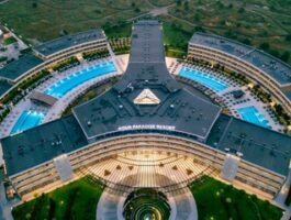 Топ Оферта All Inclusive до 02.07 с включено ползване на Аквапарк в Аква Парадайз Ризорт, Равда