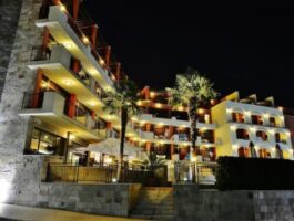 Топ Оферта Напълно реновиран, 5*, Какао бийч, Ultra All Inclusive за двама до 03.07 с безплатен плаж от хотел Нобел