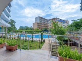 Топ Оферта На първа линия лято 2025 до плаж Атлиман, All Inclusive до 04.07 в Хотел Каменец