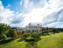 Топ Оферта В Дюни лято 2025, All Inclusive до 14.07 с включен плаж и аквапарк в Хотел Белвил