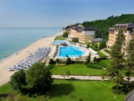 Топ Оферта Великден в Лукс хотел на плажа, Ultra all inclusive цена на човек на ден в Хотел Ривиера Бийч