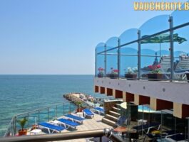 Ваучер оферта за -10% отстъпка до 30.04.2025г. Закуска и вечеря с включени бира и вино + басейн с чадър и шезлонг от хотел Бижу, Равда НА ПЪРВА ЛИНИЯ