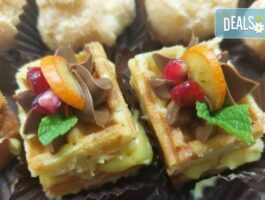 Мега Оферта Сет "Наслада" в 4 плата! 100 бр. сладки коктейлни хапки от Деличи кетъринг