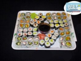 Мега Оферта 64 суши хапки с пушена сьомга, филаделфия и скариди от Sushi Market