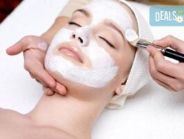Мега Оферта 2 в 1! Микродермабразио и мануално почистване на лице в The Castle of beauty