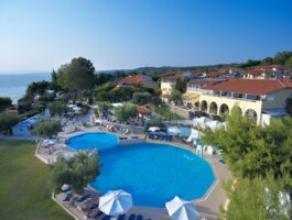 Топ Оферта 5 дни със закуска за двама през септември в Acrotel Elea Beach