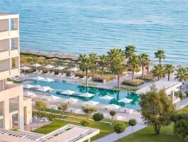 Топ Оферта 5 дни полупансион за двама през юни в Domes Noruz Kassandra