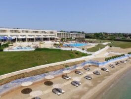 Топ Оферта 5 дни със закуска за двама през юни в Ramada Plaza Thraki