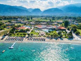 Топ Оферта 5 дни Ultra All Inclusive за двама през септември в Poseidon Palace