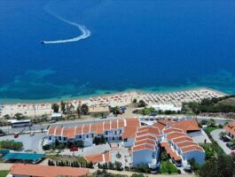 Топ Оферта 5 дни със закуска за двама през септември в Akti Ouranoupoli Beach Resort