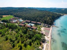 Топ Оферта 5 дни със закуска за двама през септември в Simantro Resort