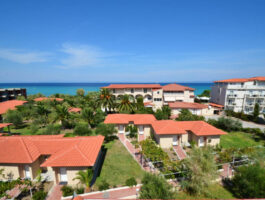 Топ Оферта 5 дни със закуска за двама през септември в Sousouras Hotel