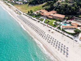 Топ Оферта 5 дни полуапансион за двама през септември в Possidi Holidays Resort & Suites Hotel