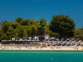 Топ Оферта 5 дни полупансион за двама през септември в Portes Beach Hotel