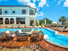 Топ Оферта 5 дни полупансион за двама през септември в Xenios Possidi Paradise Hotel
