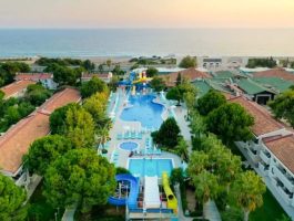 Оферта На първа линия в хотел MASTER FAMILY CLUB 5*, Сиде, Турция! Автобусен транспорт + 7 нощувки за ДВАМА на база All Inclusive. Дете до 11.99г. БЕЗПЛАТНО!