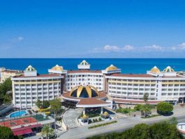 Оферта На 200м. от плажа в хотел SIDE ALEGRIA HOTEL & SPA 5*, Сиде, Турция! Автобусен транспорт + 7 нощувки за ДВАМА на база All Inclusive + басейни