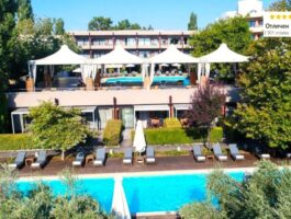 Оферта На първа линия в Alexander Beach & Spa*****, Александруполис, Гърция! Нощувка за ДВАМА със закуска и вечеря + басейни. Дете до 12г. БЕЗПЛАТНО!