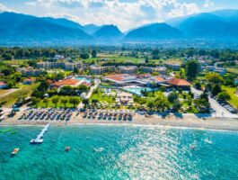 Оферта Ultra All Inclusive почивка на ПЪРВА ЛИНИЯ в Poseidon Palace Hotel****, Лептокария, Гърция! Нощувка за ДВАМА + 2 басейна и детски аквапарк. ДЕТЕ до 13г. БЕЗПЛАТНО!