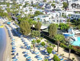 Специална оферта за Майски празници в Бодрум! 5 нощувки на база All Inclusive + басейн, шезлонги и чадъри в Parkim Ayaz Hotel 4* + автобусен транспорт от Слънчев бряг, Варна и Бургас + водач