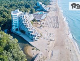 Специална оферта за Почивка на първа линия в Албена от 2 Юли до 18 Август! Ultra All Inclusive нощувка + басейн с минерална вода, 2 шезлонга и чадър на плажа, от Хотел Гергана 4*