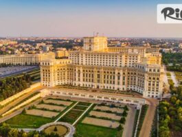 Специална оферта за Уикенд до Румъния - Букурещ, Бран, Брашов и Синая! 2 нощувки със закуски + автобусен транспорт от София и посещение на замъка Пелеш в Синая + панорамна обиколка на Букурещ